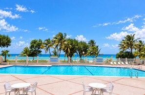 Beachfront pool on Isla Verde Beach—named one of the world’s best urban beaches by USA Today - Beachfront Gem Isla Verde Walk 2 Eat W/D (Carolina)
