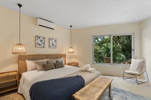 3 chambres, coffre-fort, accès au Wi-Fi (inclus), literie fournie