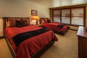 4 chambres, lit parapluie, Wi-Fi, draps fournis