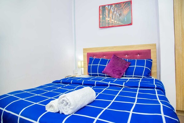 1 室のベッドルーム、WiFi、ベッドシーツ