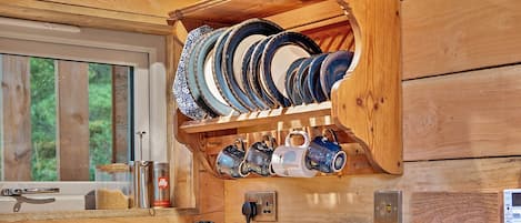 Frigorifero, forno, bollitore elettrico, tostapane