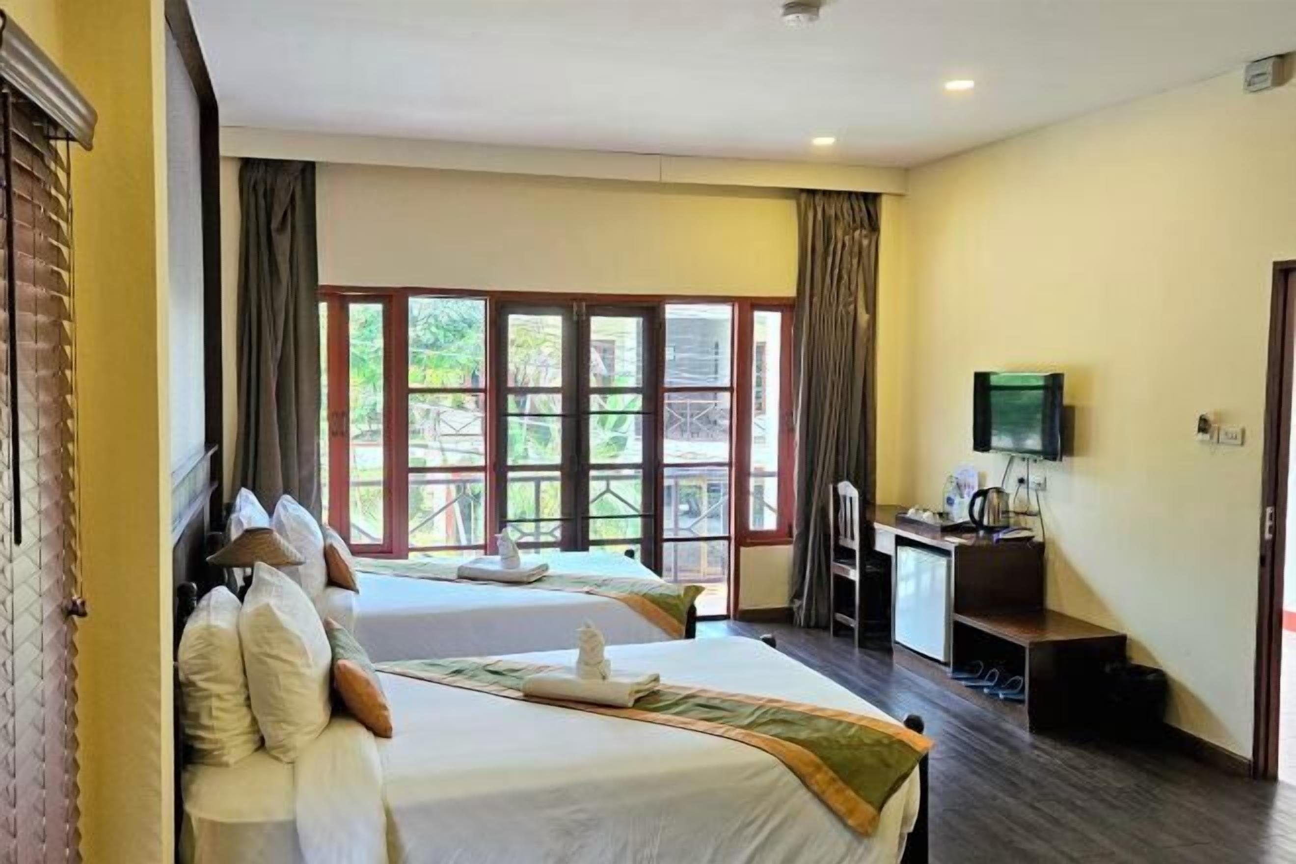 免费 WiFi、床单