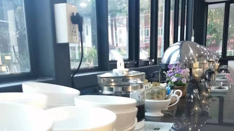 Hong Feng 168 Villa Hotel