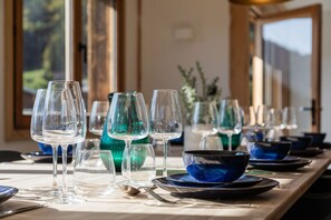 Dining - Luxury Alpine Chalet with Mountain Views, Hot Tub & Sauna (Essert-Romand)