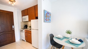 Dining - Beachfront Remodeled Isla Verde (Carolina)