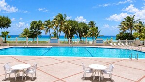 Pool - Beachfront Remodeled Isla Verde (Carolina)