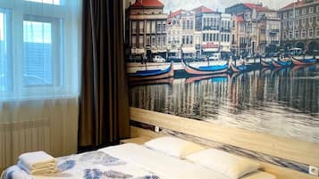 Comfort Room, 1 King Bed | Desk, laptop workspace, blackout drapes, iron/ironing board