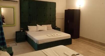 Hill View Guest House Karachi