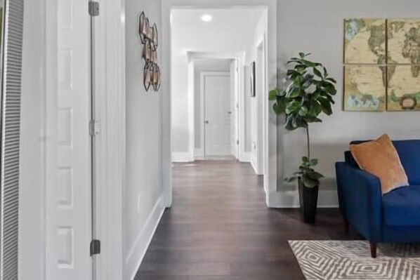 Interior - Heart of Fountain Inn: 2BR Gem (Fountain Inn)