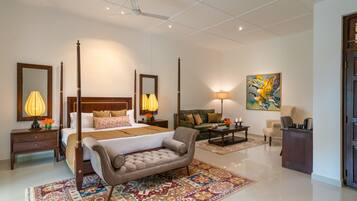 Egyptian cotton sheets, premium bedding, minibar, in-room safe