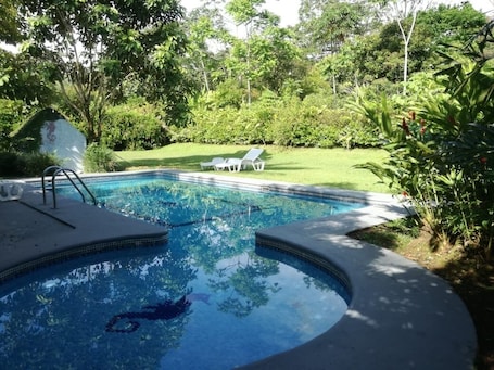 Alberca al aire libre