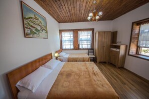 1 bedroom, in-room safe, iron/ironing board, free WiFi