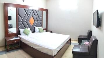 Phòng đôi Deluxe | Bàn ủi/dụng cụ ủi quần áo, truy cập Internet không dây miễn phí