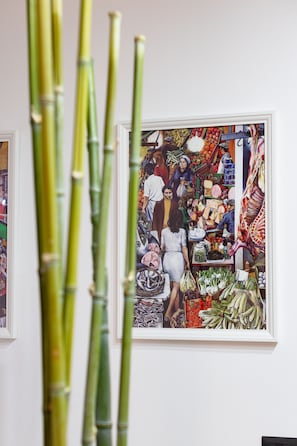 TV connectée de 32 pouces avec chaînes par câble, Netflix