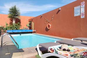 Beheizter Pool