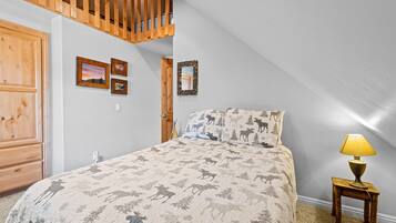 Basic Condo | 2 bilik tidur, Wi-fi percuma