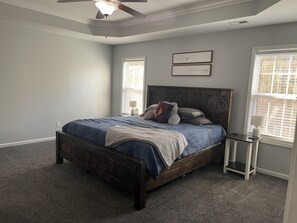 4 habitaciones, wifi y ropa de cama 