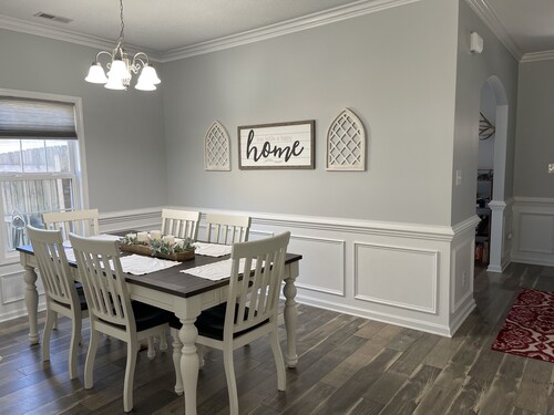 Quiet house in suburban cul-de-sac.