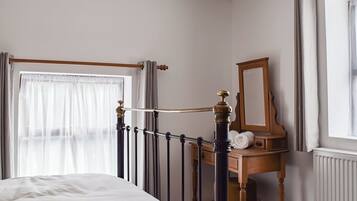 2 chambres, Wi-Fi gratuit, draps fournis