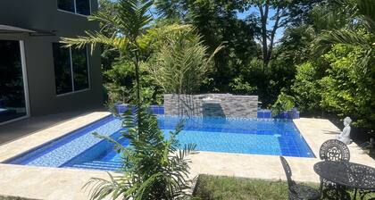 Finca Casa Blanca Doradal !A 3 Minutos del Parque Tematico Hacienda Napoles!