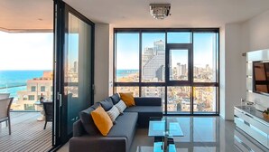 Apartment (2 Bedrooms) | Bahagian dalam