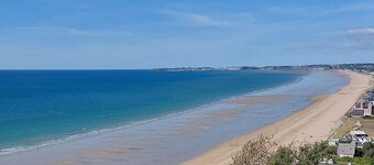 Vue mer Panoramique ! Appartement Duplex à 20 Mètres de la Plage de Sable