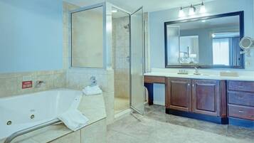 Jetted tub, hair dryer, towels