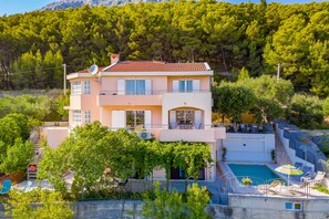 Exterior - Luxury vacation Villa with amazing views, pool and jacuzzi (Solin)