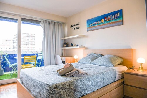 Grand appartement avec balcon et parking