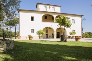 Exterior - Farmhouse San Pietro apartment Fern (Castiglion Fibocchi)