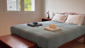 3 chambres, fer et planche à repasser, lit parapluie, Wi-Fi gratuit