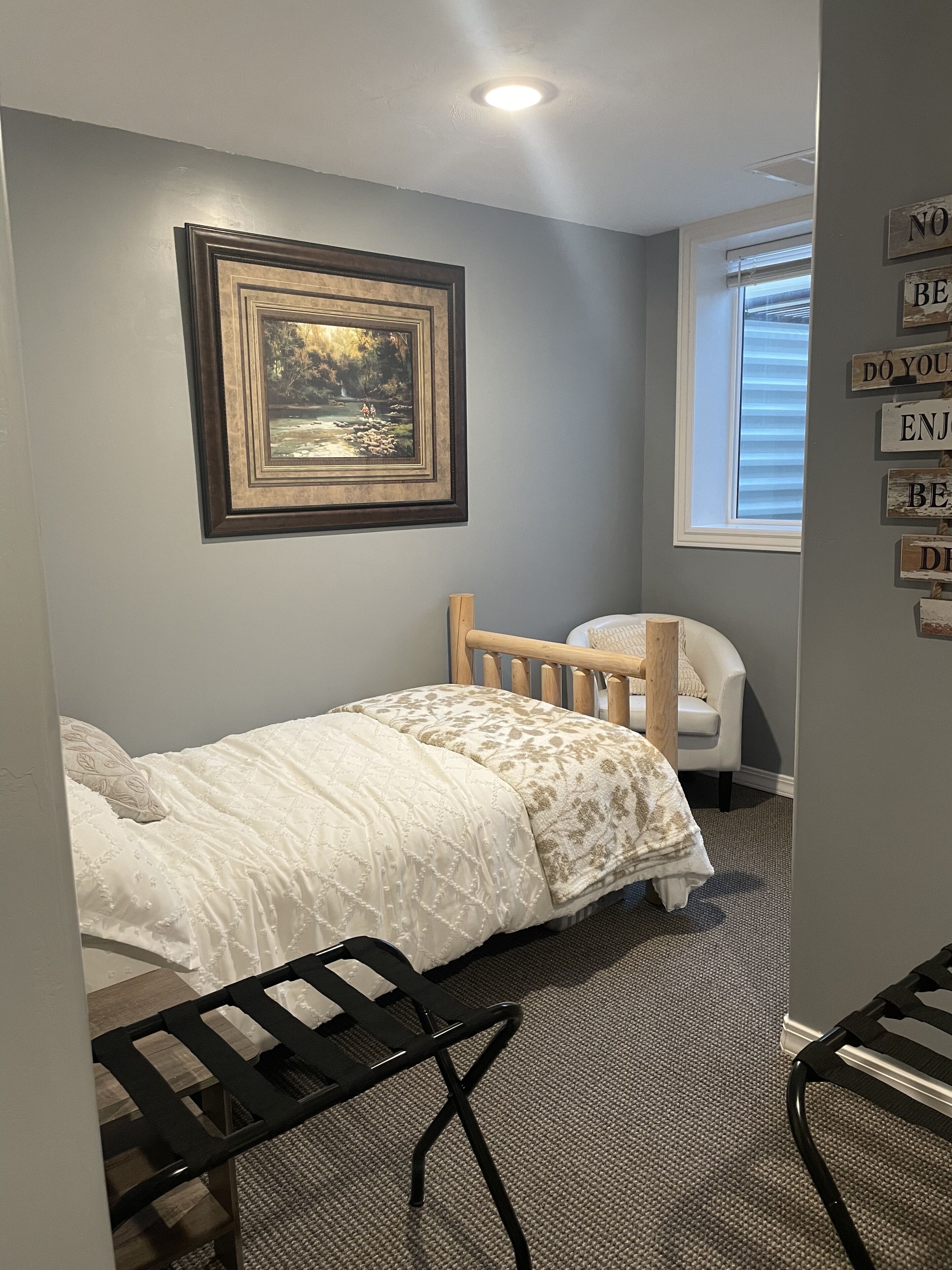 3 slaapkamers, reisbedje, wifi, beddengoed