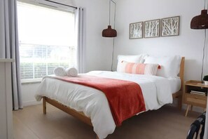 4 bedrooms, iron/ironing board, travel crib, free WiFi
