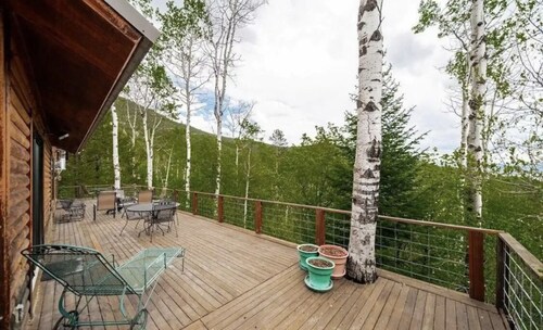 Cozy Lakeview Cabin outside Jackson Hole
Pallisades Reservoir