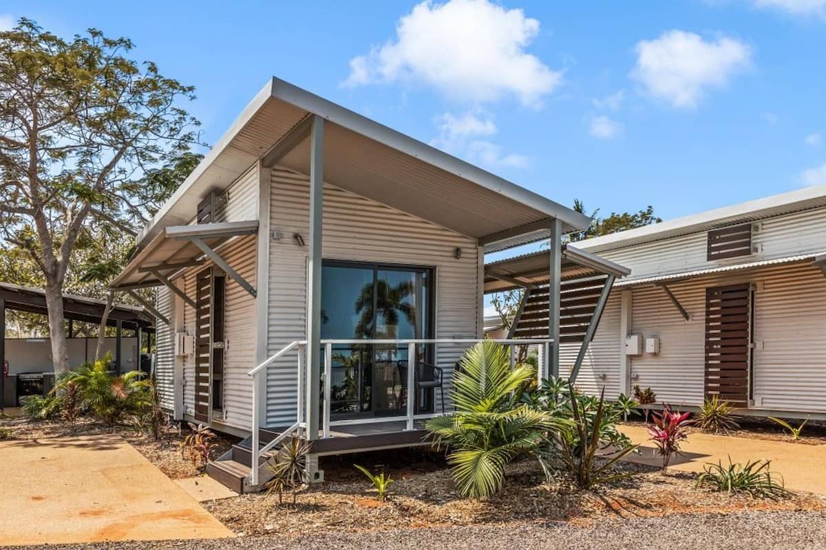Studio Deluxe, vue sur la piscine (Sleeps 2) | Vue de la chambre