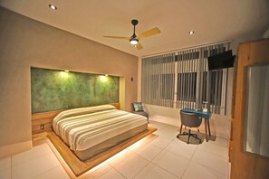 1 chambre, coffres-forts dans les chambres, bureau