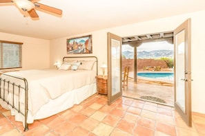 3 bedrooms, iron/ironing board, free WiFi, bed sheets - Mountain Views, Pool, Hot Tub, Outdoor Fireplace (Tucson)