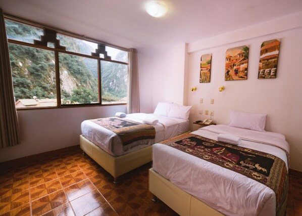 Habitación clásica con 2 camas individuales, 1 habitación | Muebles diferentes y wifi gratis