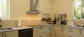 Lo key cottages estate