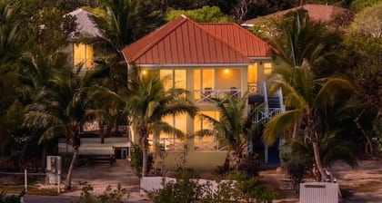 Private Coco Bay estate sleeps 16