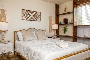 3 bedrooms, bed sheets