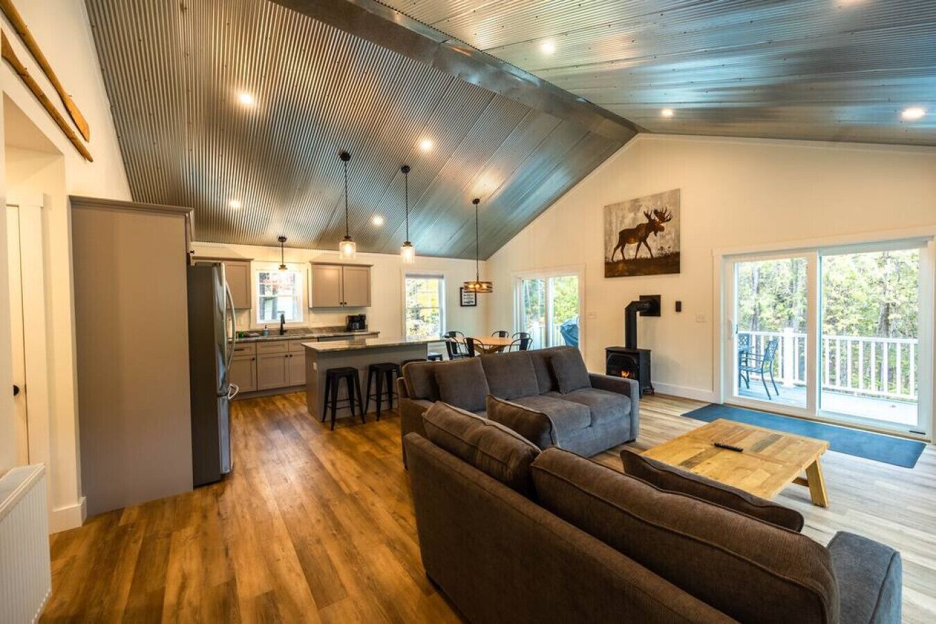 Smart TV, table tennis