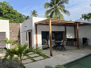 Outdoor dining - Full Villa El Zonte Beach, Surf City 🌊🏄‍♂️ (El Zonte)