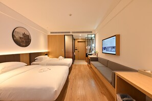 Standard Double or Twin Room | Premium bedding, down comforters, free minibar items, blackout drapes - Changsheng Hotel  (Jiangmen)