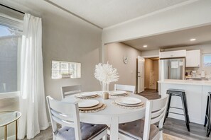 บริเวณรับประทานอาหารสำหรับครอบครัว