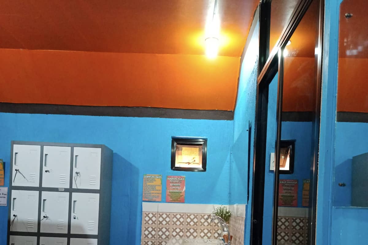 Economy Shared Dormitory, Mixed Dorm