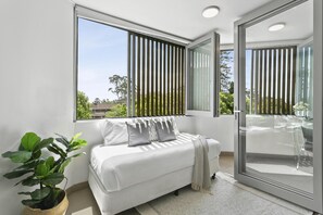 1 bedroom, iron/ironing board, WiFi, bed sheets - Mosman - MOS28 - Military Road - Modern 1BR + Sunroom Study | Stylish, Light-Filled Central (Mosman)