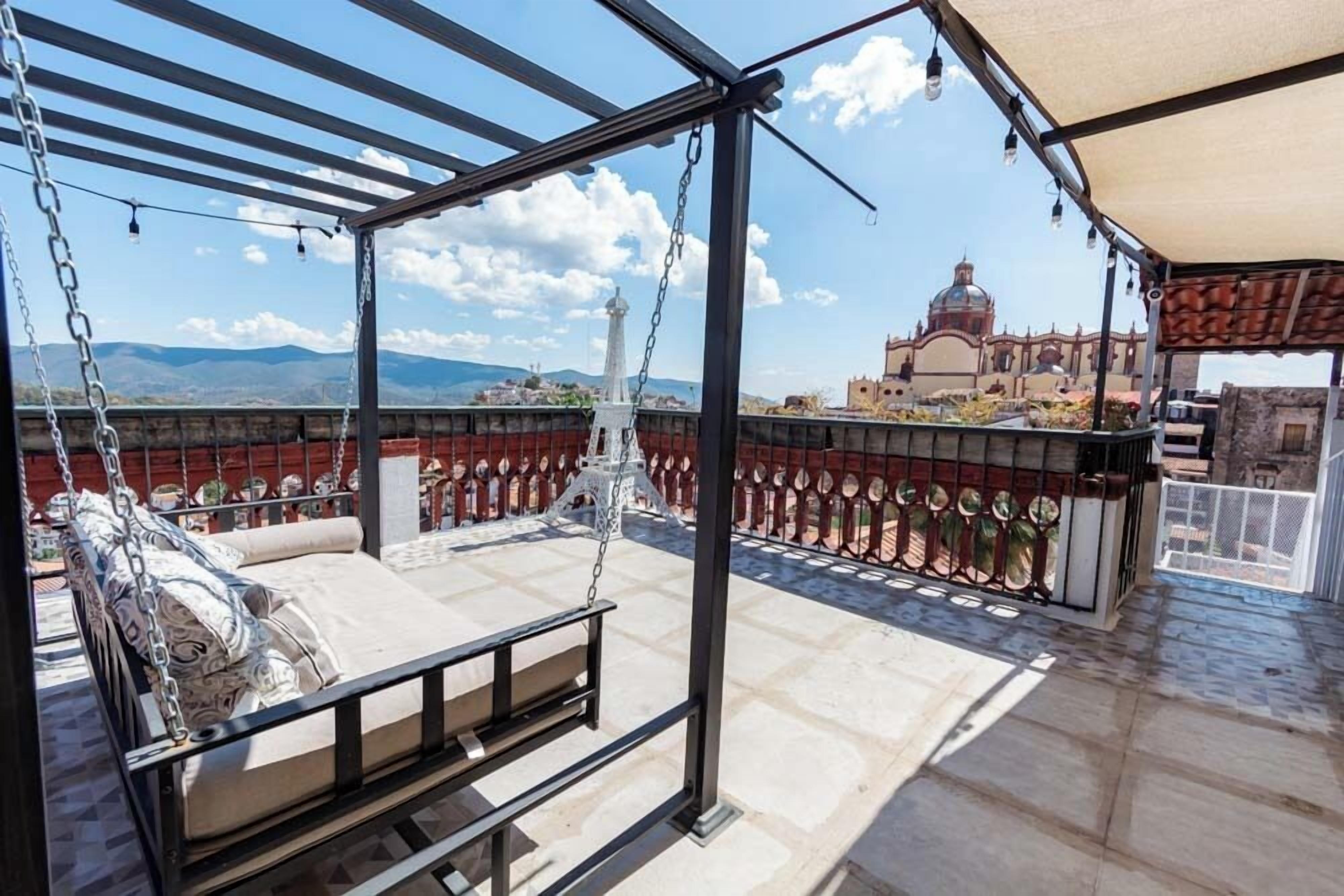 Télévision à écran plat