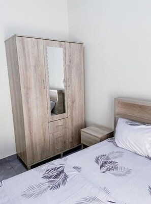 4 bedrooms, iron/ironing board, free WiFi, bed sheets - Tranquility Home to stay in Kigali and relax. 12 minutes drive from KGL Airport (Kigali)