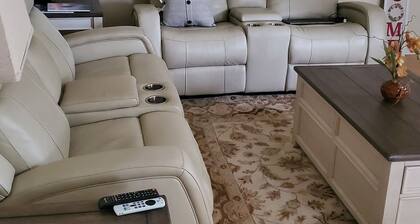 Quiet Getaway in Perfect location... Plenty of room for friends and family